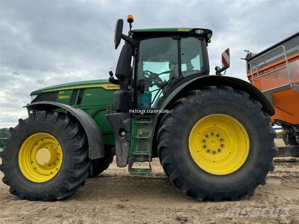 John Deere 6R250 Tractoren