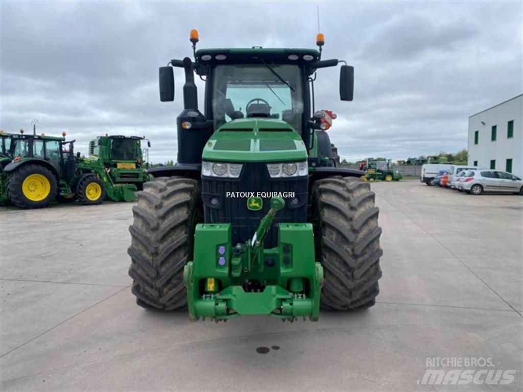 John Deere 8370R Tractoren
