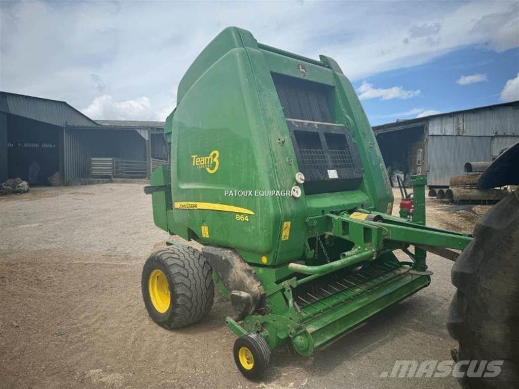 John Deere 864 Ronde-balenpersen