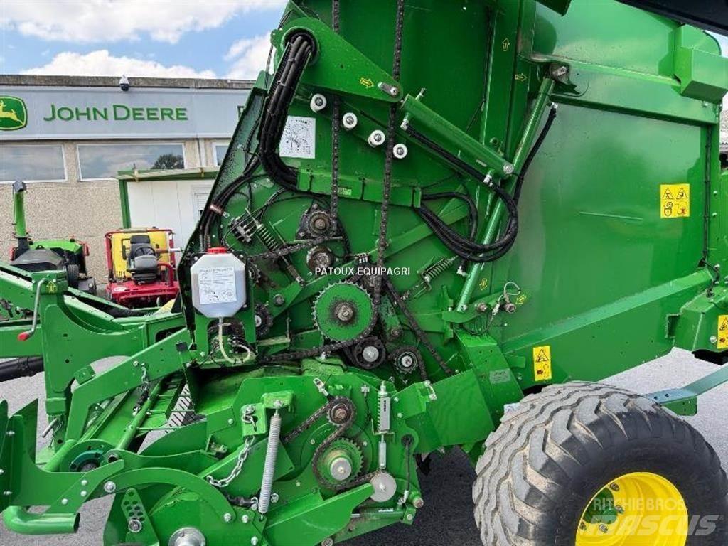 John Deere V461M Ronde-balenpersen