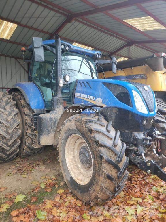 New Holland T7.210 Tractoren