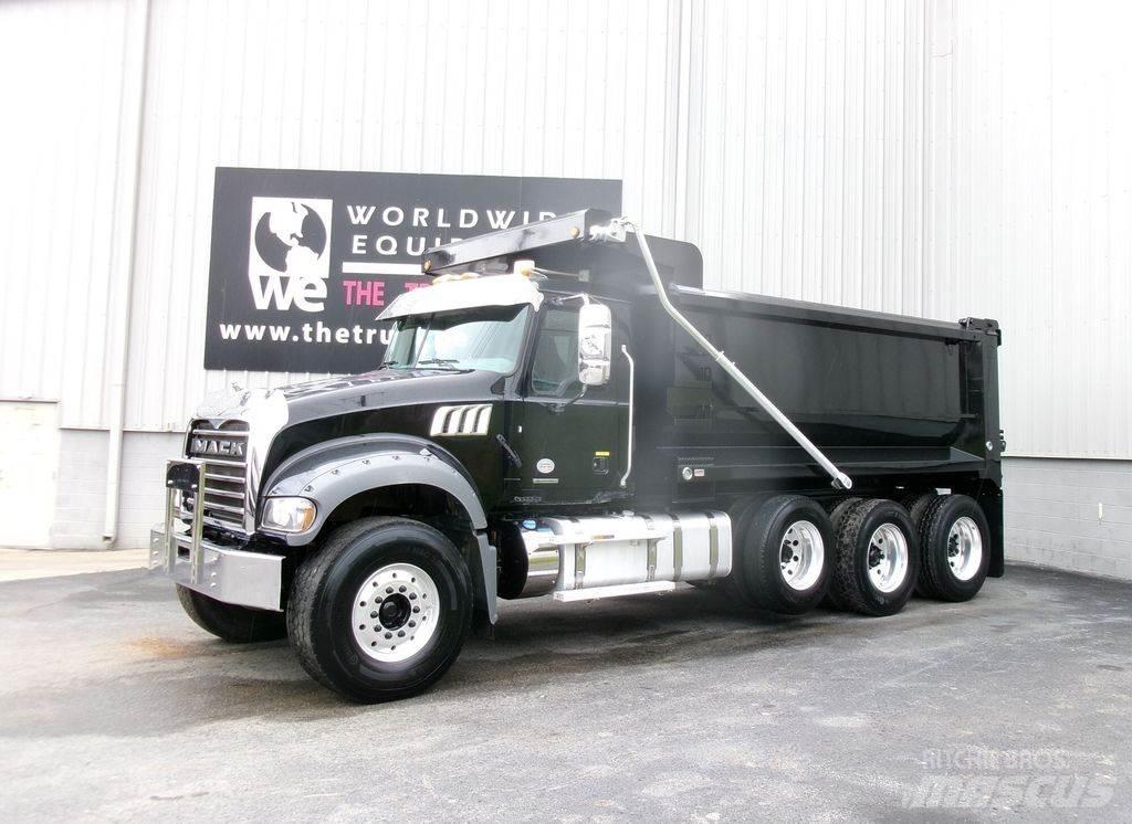 Mack GR64F Kipper