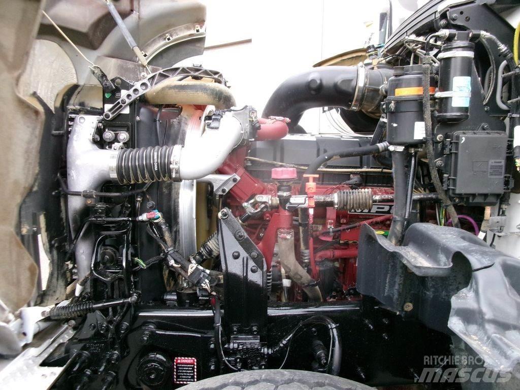 Mack GR64FR Kipper