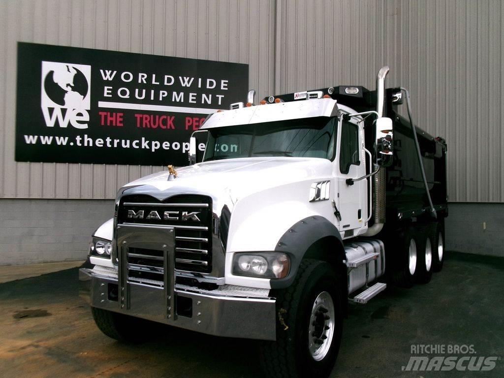 Mack GR64FR Kipper