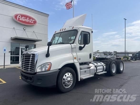 Freightliner CASCADIA 116 Trekkers