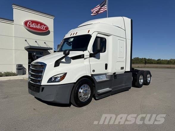 Freightliner CASCADIA 116 Trekkers