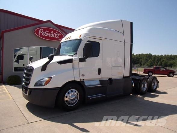 Freightliner CASCADIA 116 Trekkers