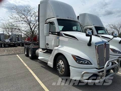 Kenworth T680 Trekkers