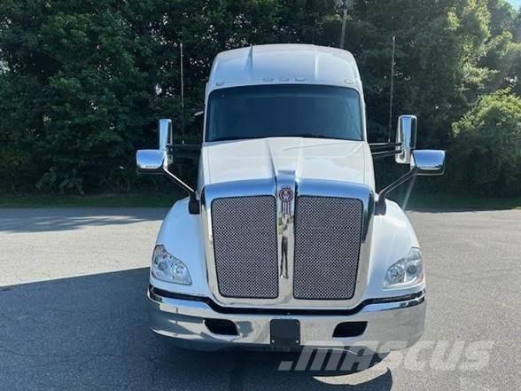 Kenworth T680 Trekkers
