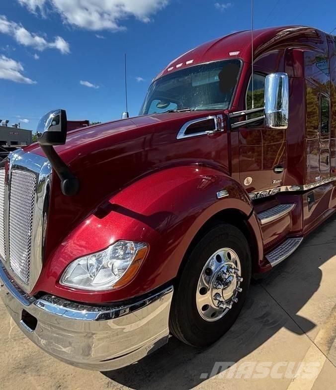 Kenworth T680 Trekkers