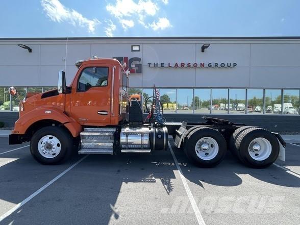 Kenworth T880 Trekkers