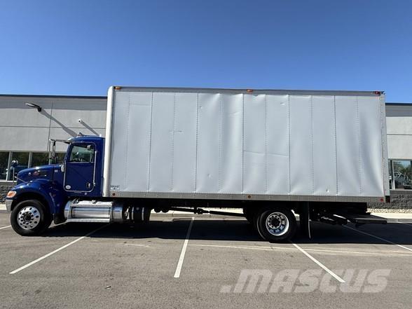 Peterbilt 337 Bakwagens met gesloten opbouw