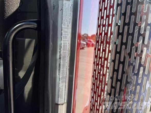 Peterbilt 389 Trekkers
