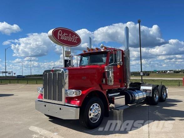 Peterbilt 389 Trekkers