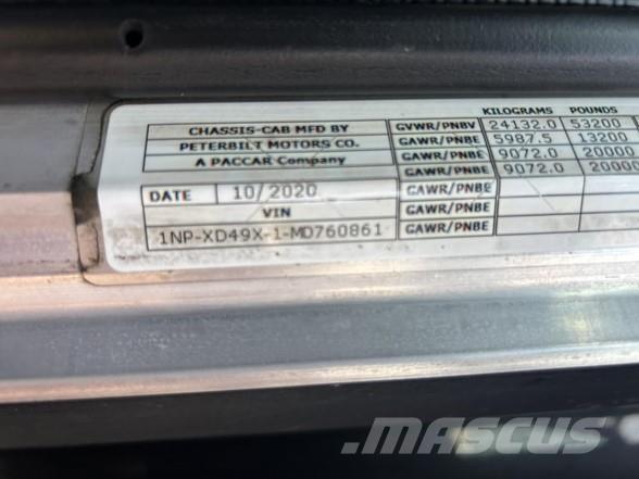 Peterbilt 389 Trekkers