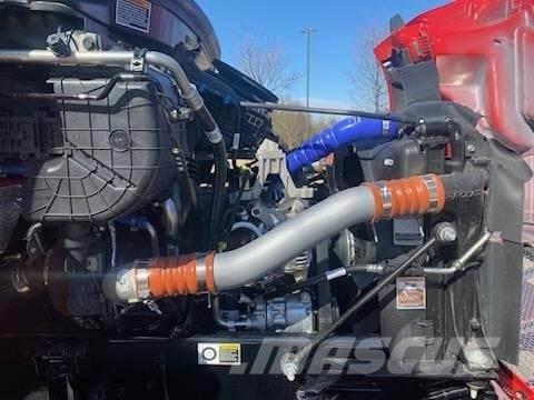 Peterbilt 536 Chassis met cabine