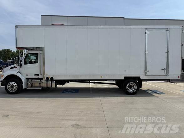Peterbilt 536 Bakwagens met gesloten opbouw