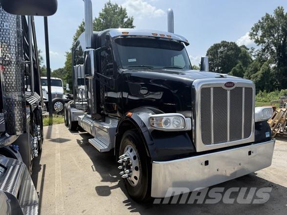 Peterbilt 567 Trekkers