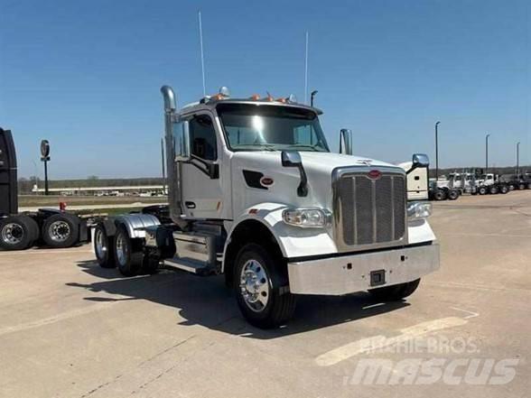 Peterbilt 567 Trekkers