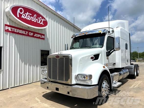 Peterbilt 567 Trekkers