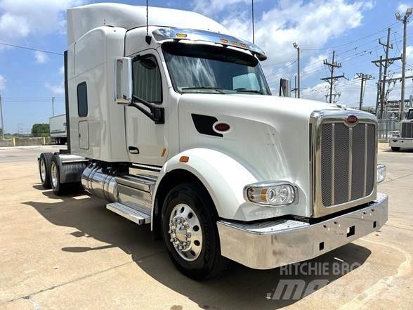 Peterbilt 567 Trekkers