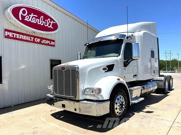 Peterbilt 567 Trekkers