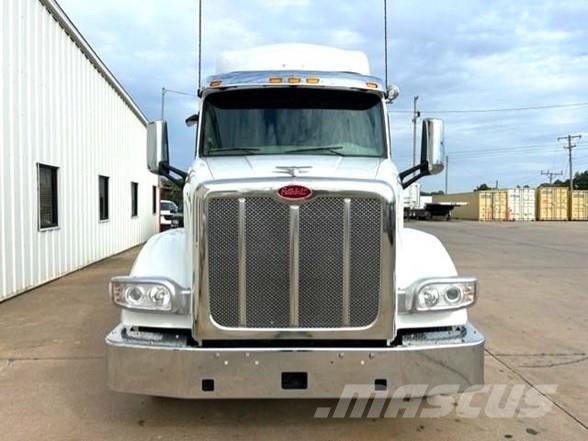 Peterbilt 567 Trekkers