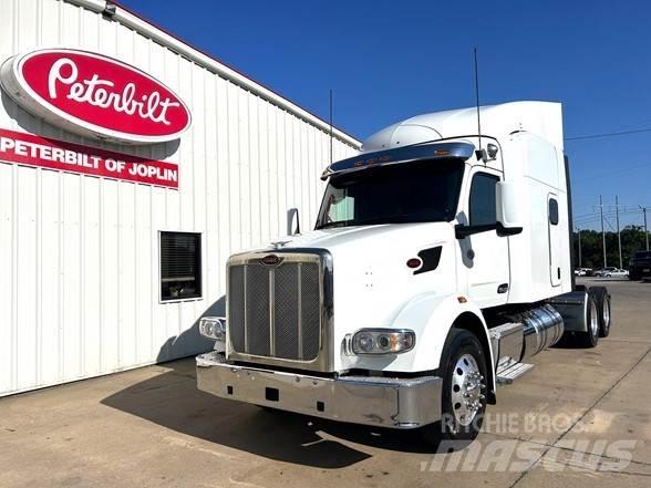 Peterbilt 567 Trekkers
