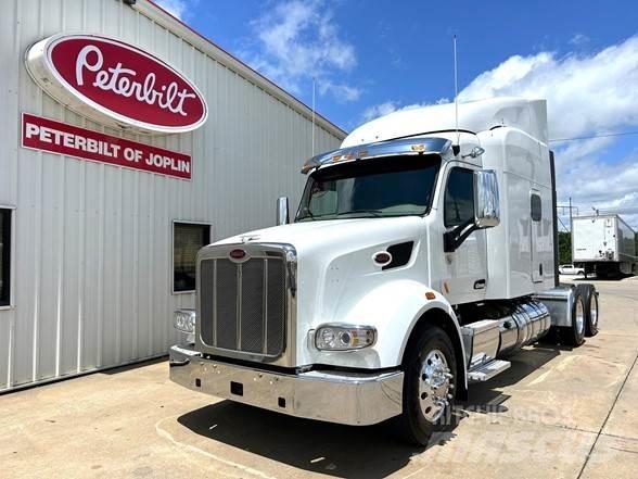 Peterbilt 567 Trekkers