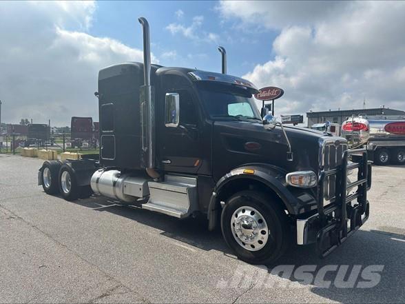 Peterbilt 567 Trekkers