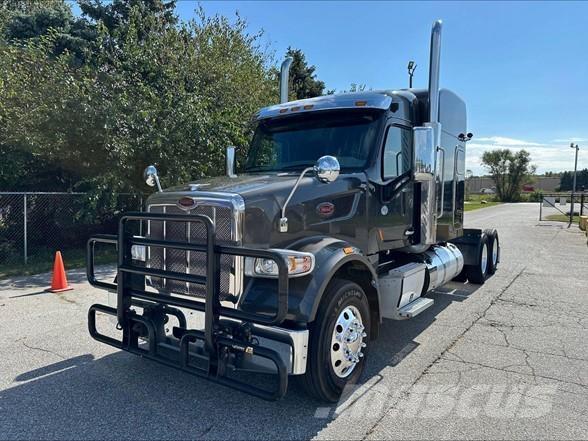 Peterbilt 567 Trekkers