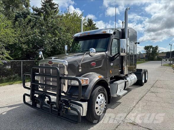 Peterbilt 567 Trekkers