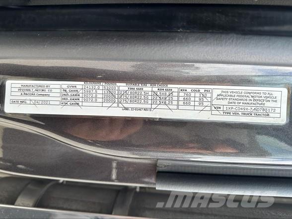 Peterbilt 567 Trekkers