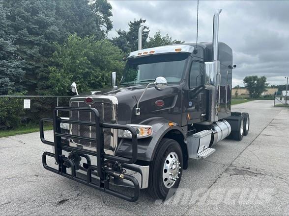 Peterbilt 567 Trekkers