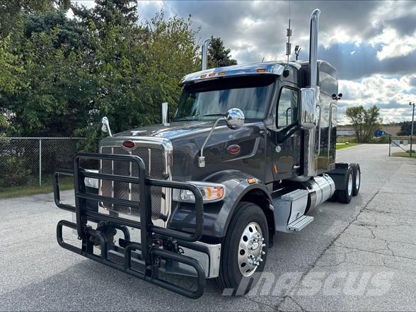Peterbilt 567 Trekkers