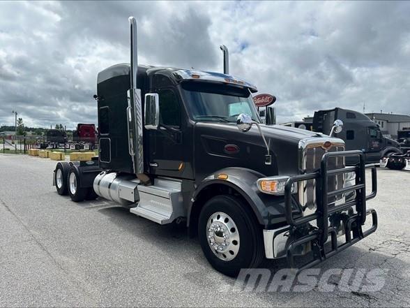 Peterbilt 567 Trekkers