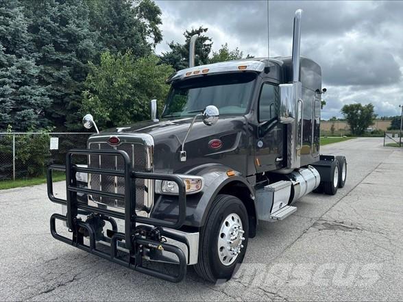 Peterbilt 567 Trekkers