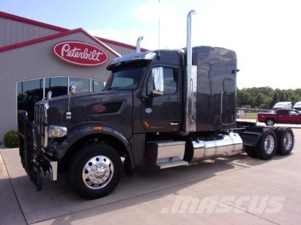Peterbilt 567 Trekkers