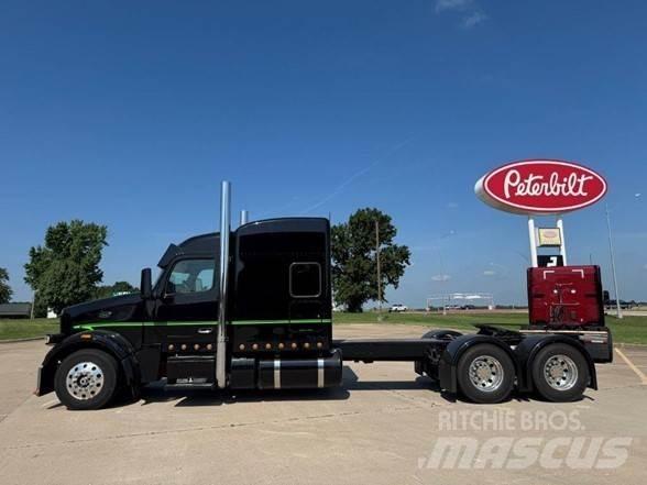 Peterbilt 567 Trekkers