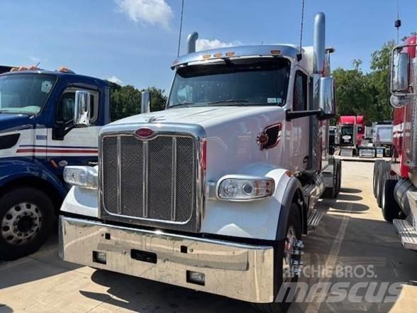 Peterbilt 567 Trekkers