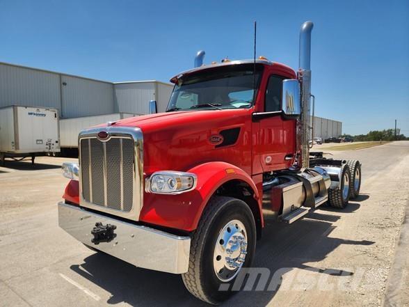 Peterbilt 567 Trekkers