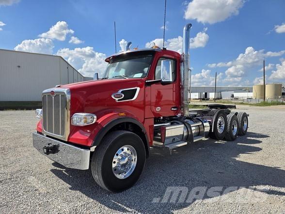 Peterbilt 567 Trekkers