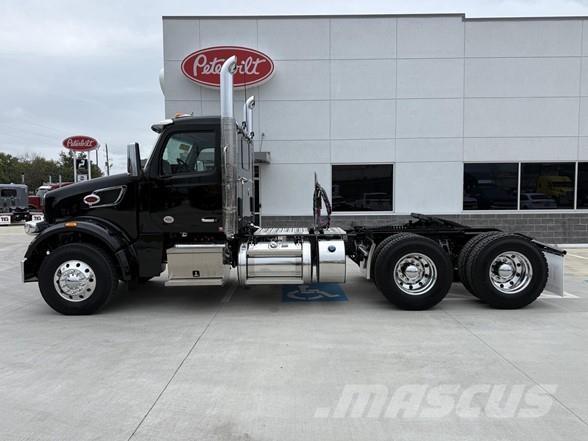 Peterbilt 567 Trekkers