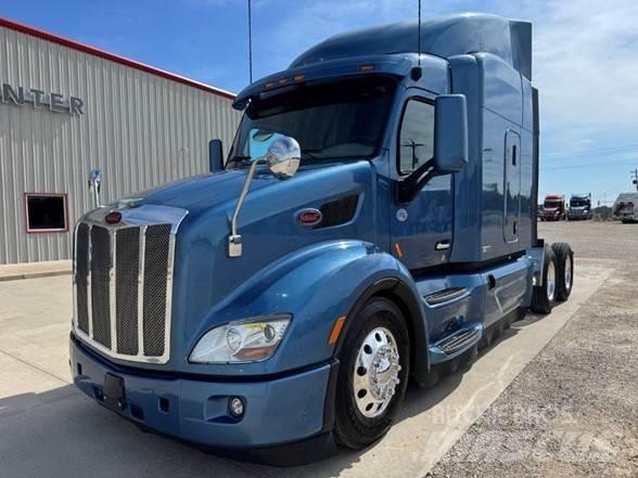 Peterbilt 579 Trekkers