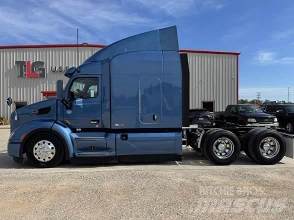 Peterbilt 579 Trekkers