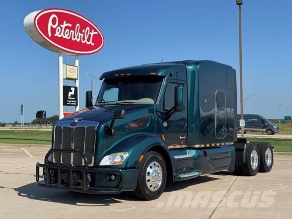 Peterbilt 579 Trekkers