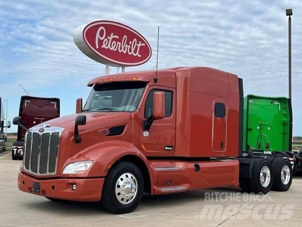 Peterbilt 579 Trekkers