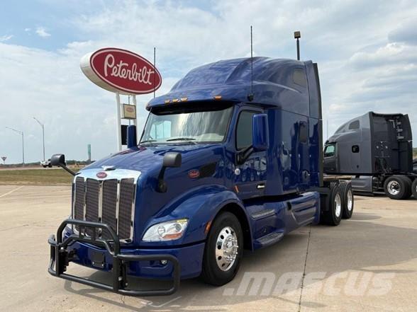 Peterbilt 579 Trekkers
