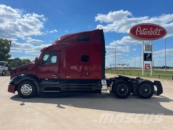 Peterbilt 579 Trekkers