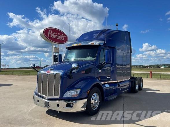 Peterbilt 579 Trekkers